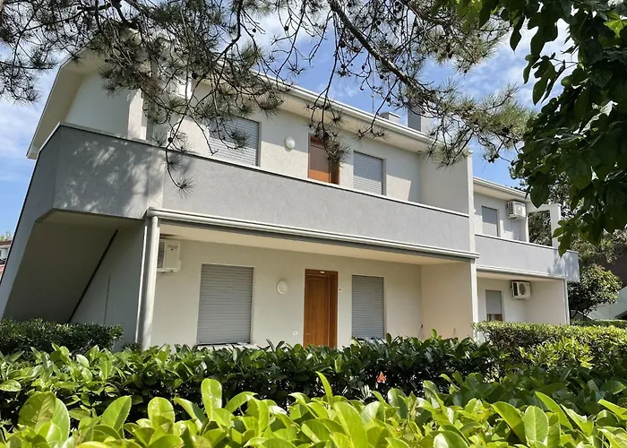 Apartament Flat In A House With Garden *